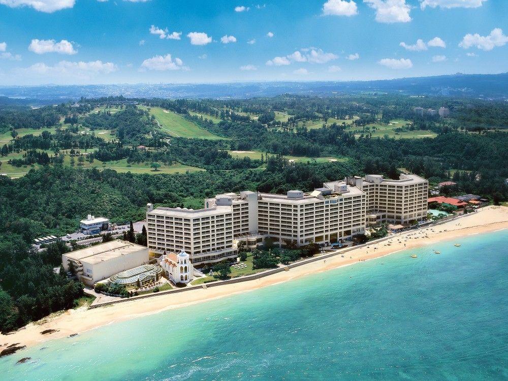 Rizzan Sea Park Hotel Tancha Bay Онна Екстер'єр фото