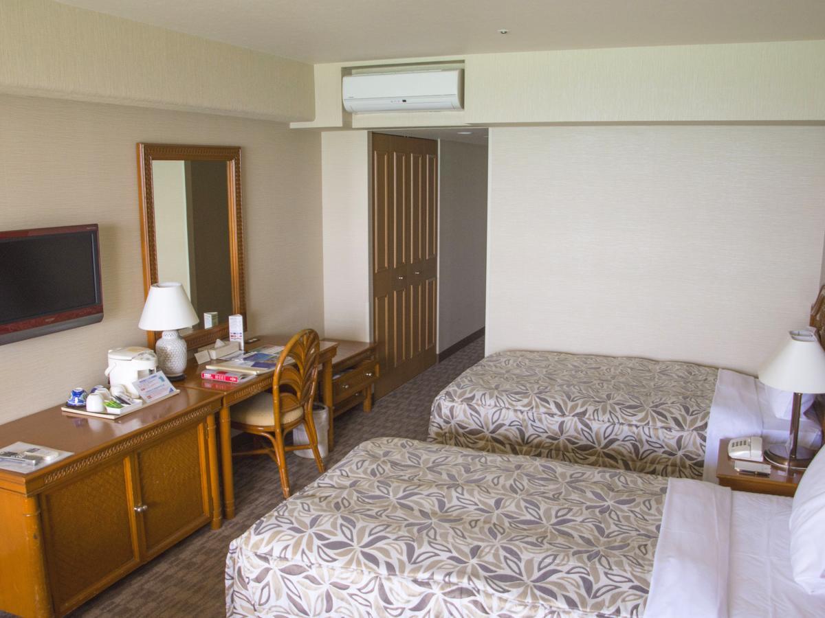 Rizzan Sea Park Hotel Tancha Bay Онна Екстер'єр фото